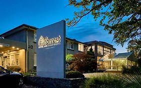 Forrest Hotel & Apartments